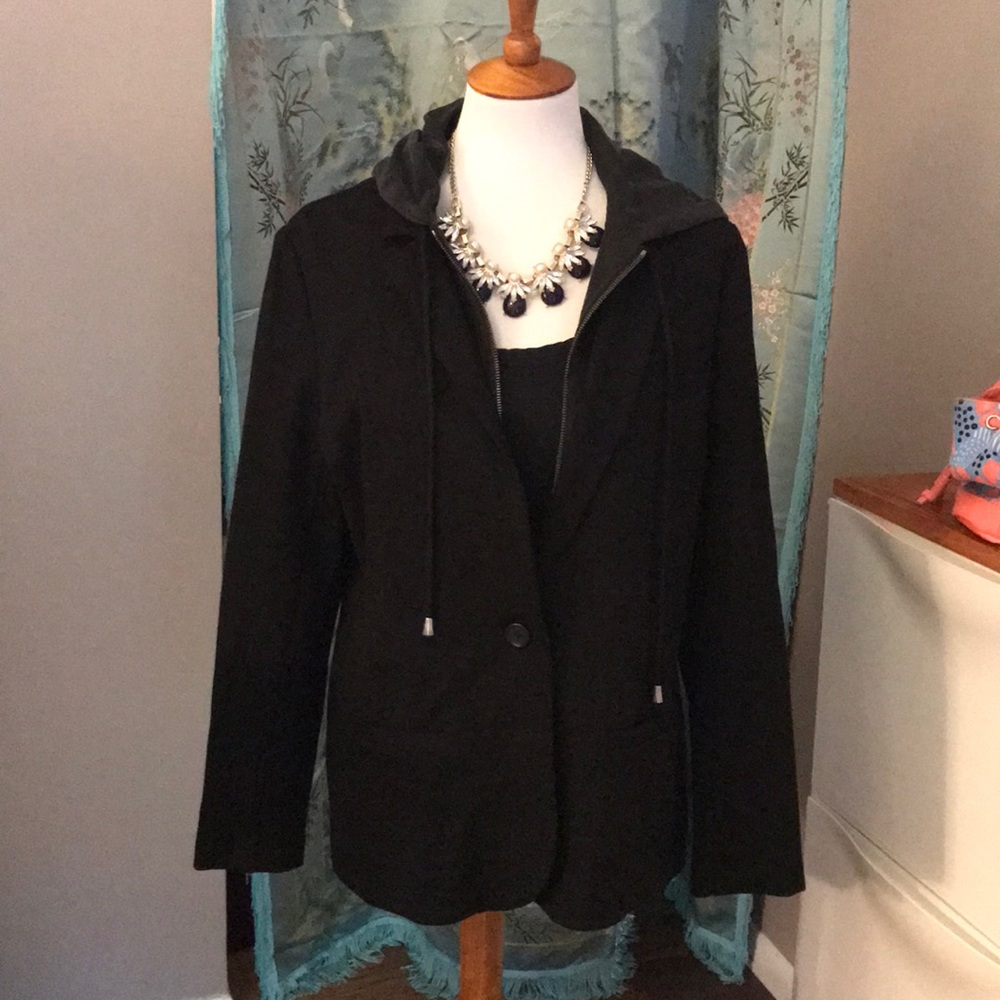 🌟HP🌟 Wantable Blazer with removable hood/zipper